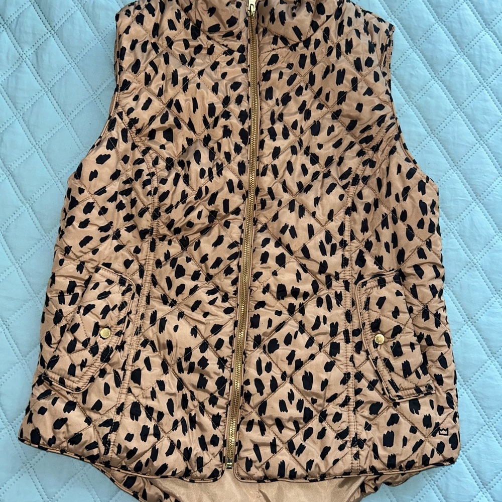 Crown & Ivy Vest Women  Size Small Leopard Print Puffer Vest